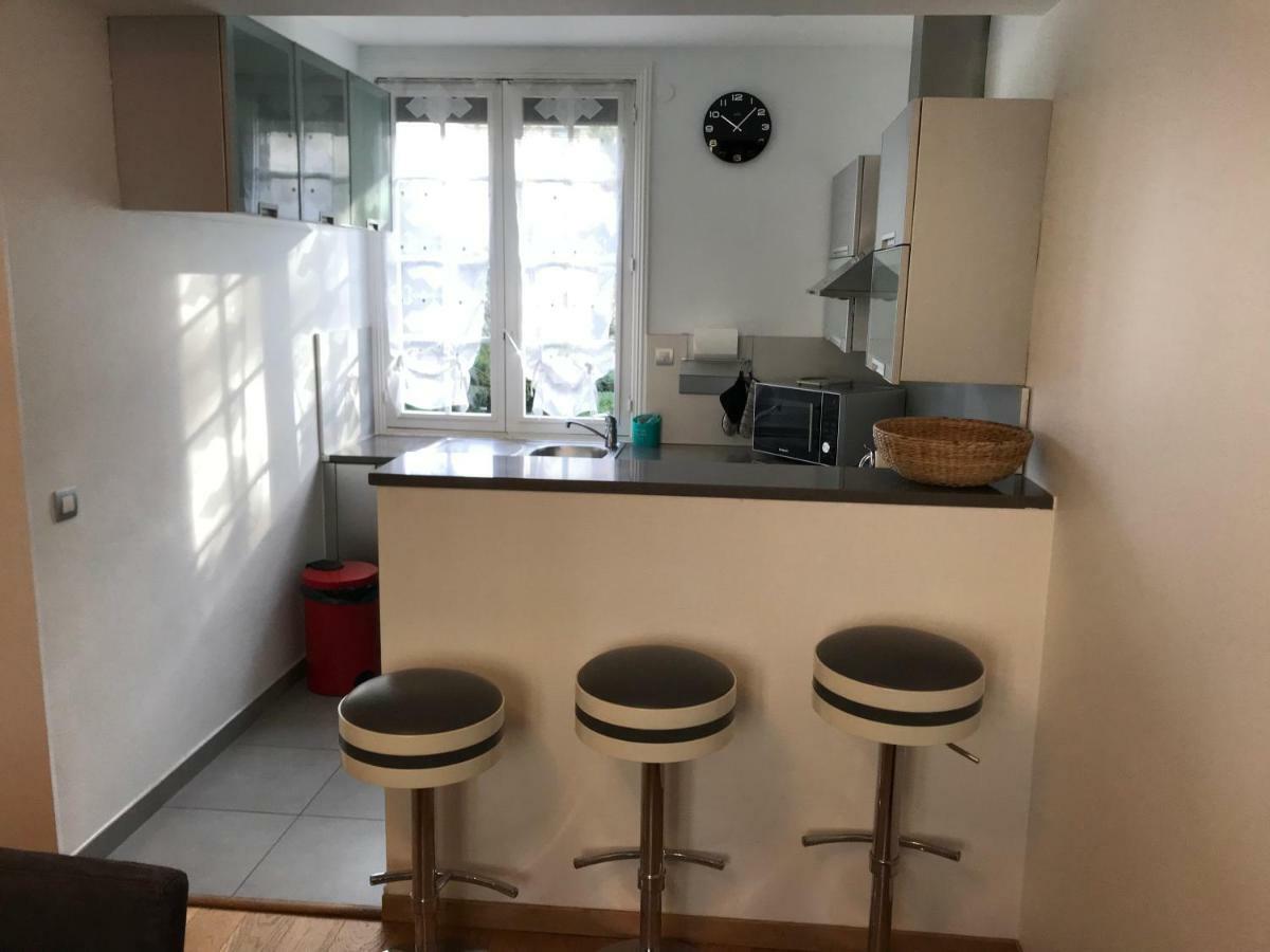 Le Royal Apartment โดวีลล์ ภายนอก รูปภาพ