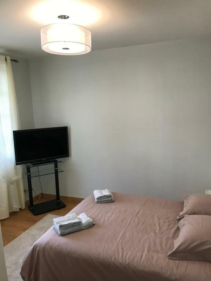 Le Royal Apartment โดวีลล์ ภายนอก รูปภาพ